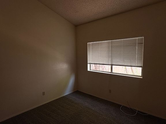 5th image of 3708 N Country Club Rd #A-d