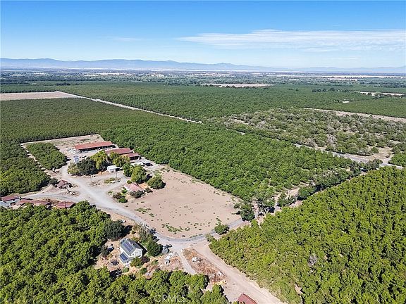 2nd image of 4215 Stephens Rd