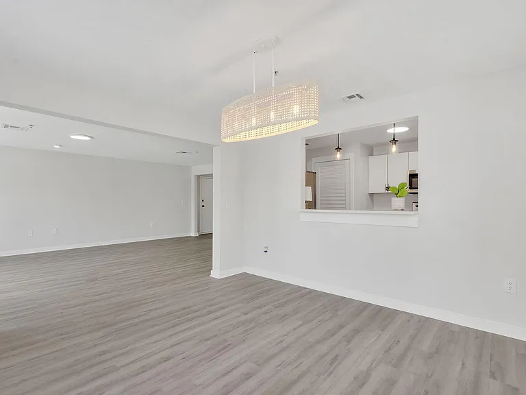 2405 W Texas Ave #4 — Photo 11