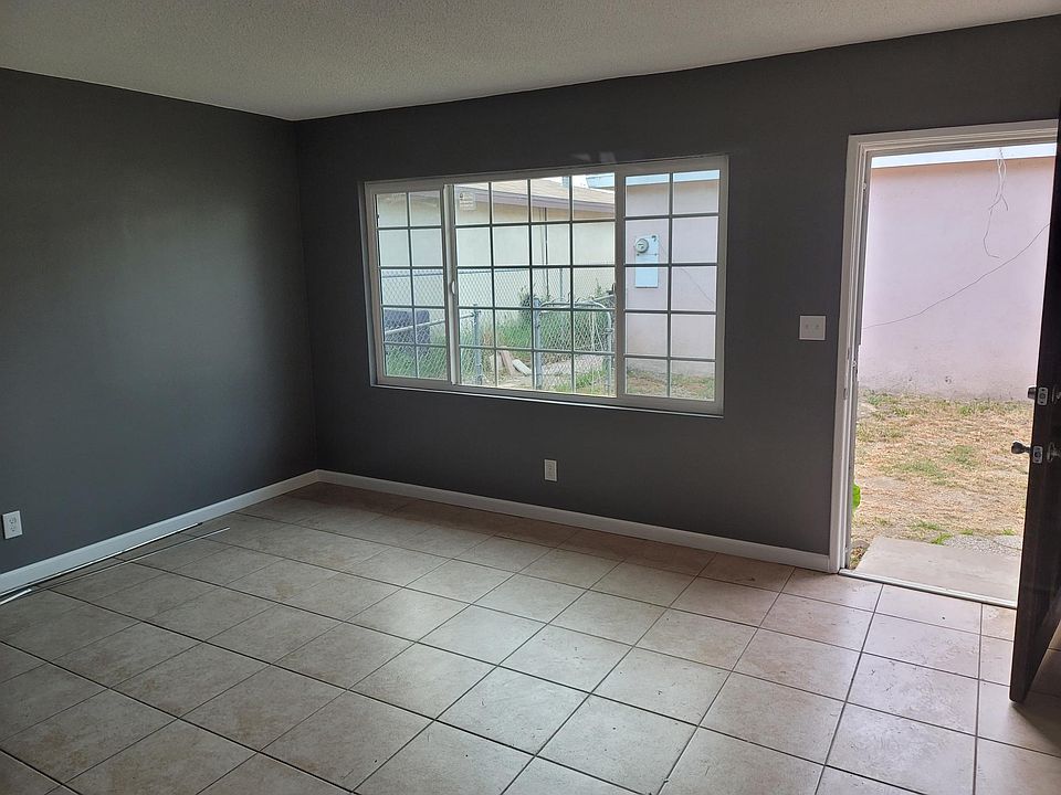 1st image of 226 E 67th Way