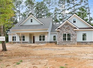 10 Cedar Gate Ln, Kingston, GA 30145