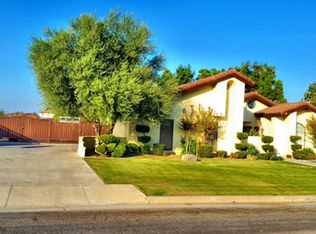 3112 Old Farm Rd, Bakersfield, CA 93312