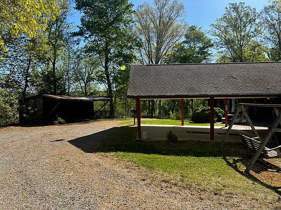 3rd image of 1115 Robin Ridge Rd