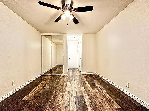 4th image of 14270 Dickens St #D04