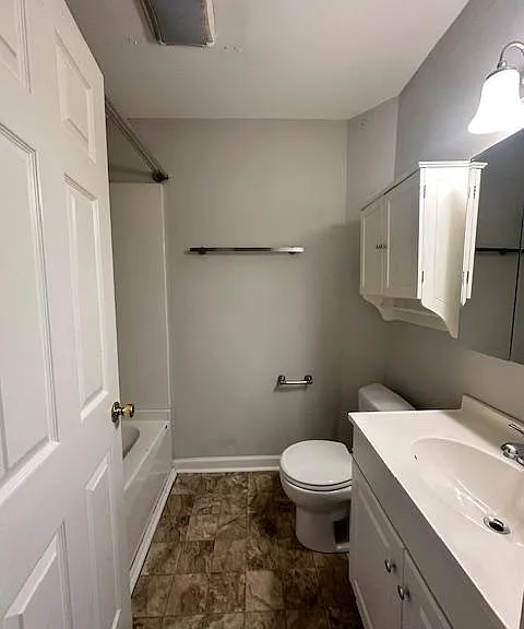 133 W Main St — Photo 28