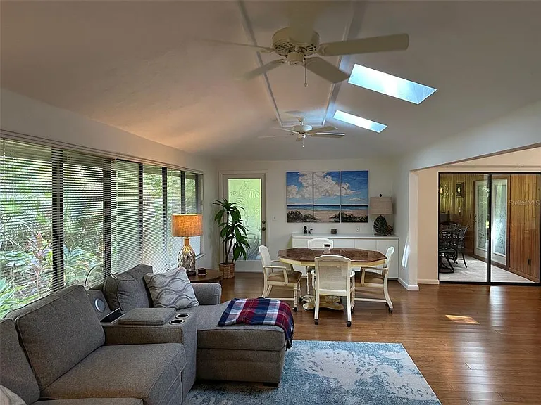 340 Troon Ct — Photo 36