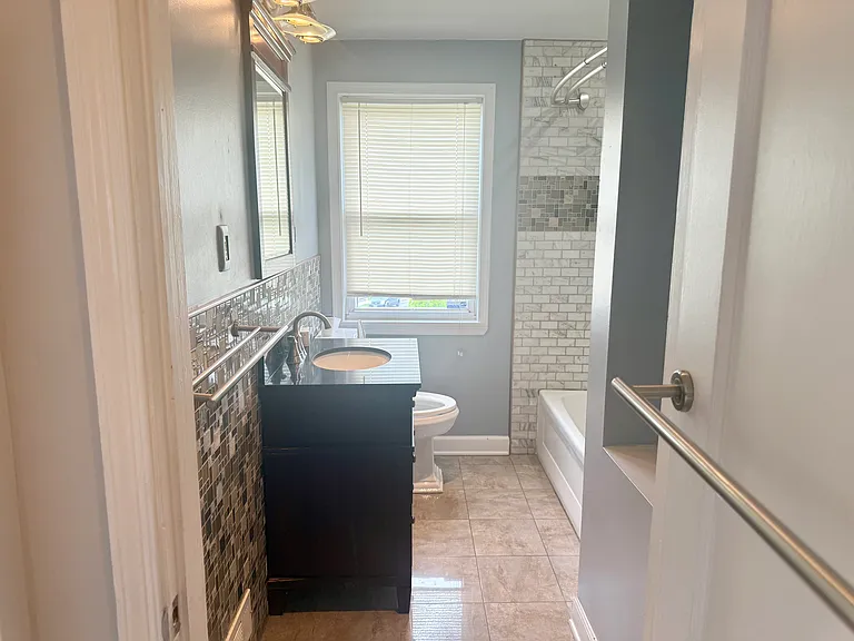 1327 Walker Ave — Photo 18
