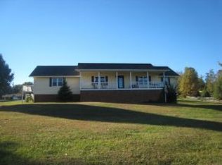 620 Hawley Rd, Blountville, TN 37617