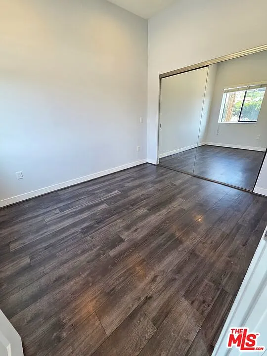 4 bed, 3.0 bath, 1400 sqft, $4,067 — Photo 3
