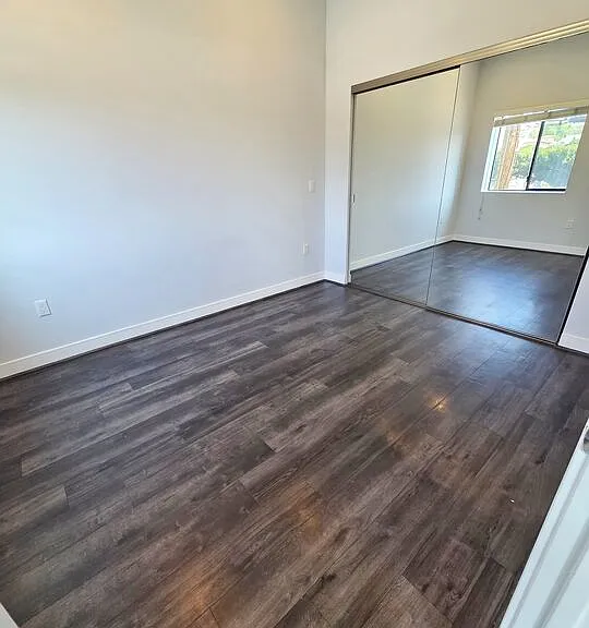 2651 S Hobart Blvd #6 — Photo 3