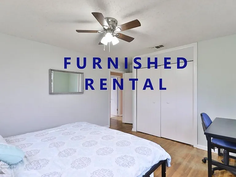 2109 Collins Ave — Photo 11