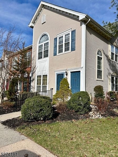 1st image of 63 Gregory Ln