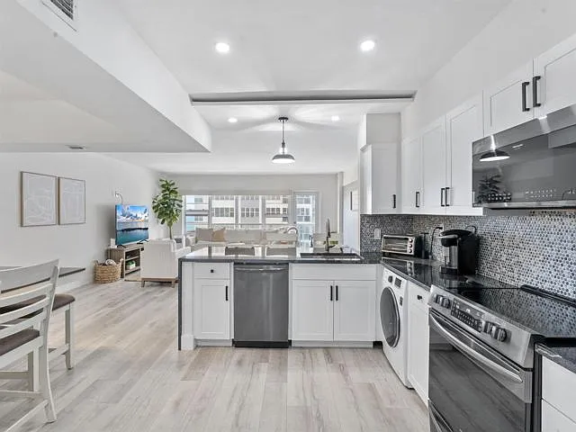 3750 Galt Ocean Dr #1002 — Photo 12