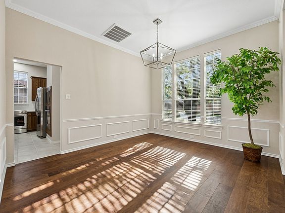 4th image of 415 Mainsail Dr