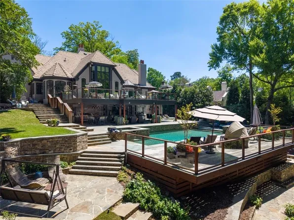 3510 Knollwood Dr NW, Atlanta, GA 30305