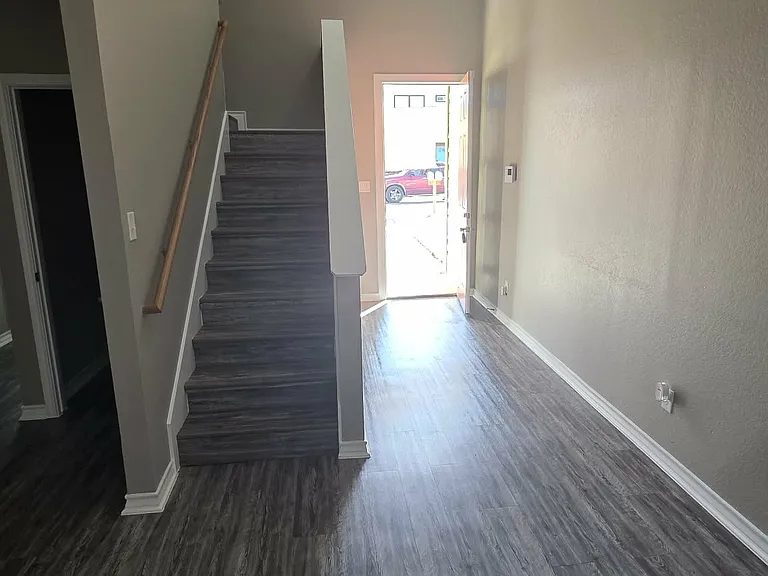 1231 Rivas St #102 — Photo 15