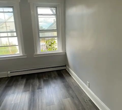 4th image of 119 Inslee Pl APT 3
