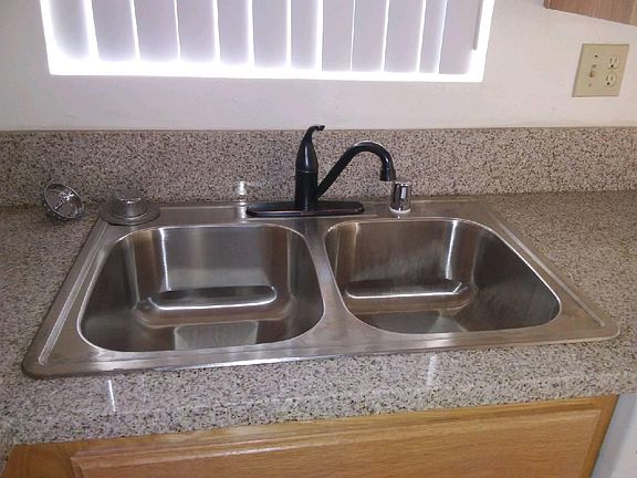 4th image of 2410 S Nadine St APT 2