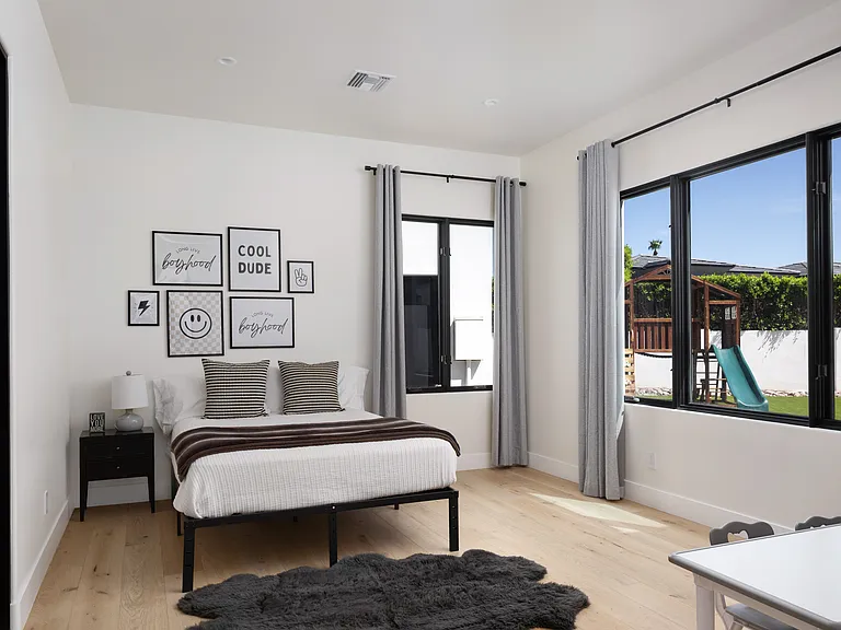 6732 E San Juan Ave — Photo 37