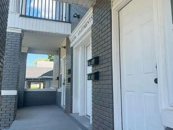 2305 E 37th St, Kansas City, MO