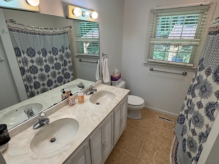 190 Pillsbury Rd — Photo 19