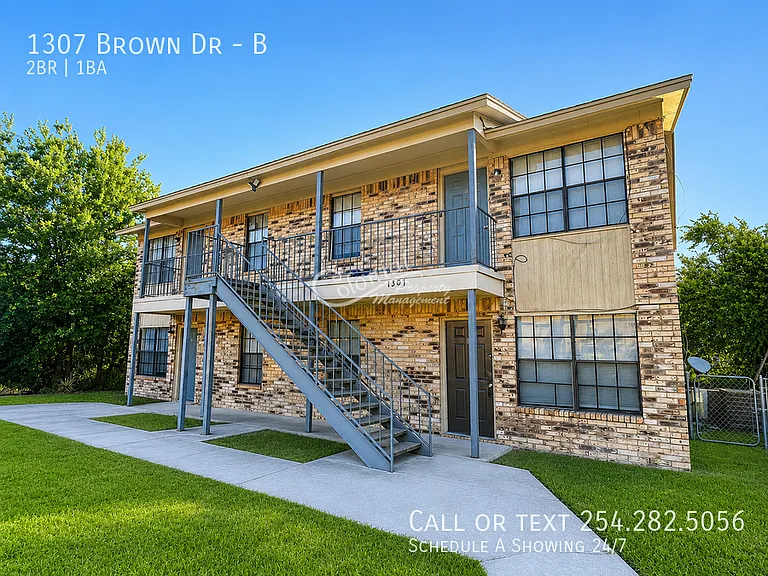 1307 Brown Dr #B — Photo 2