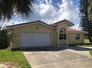 3001 Gulf Blvd, Belleair Beach, FL 33786