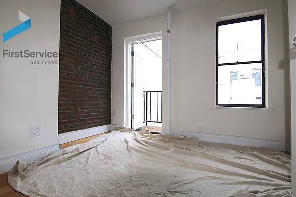 Rented by FirstService Realty (legacy) | media 22