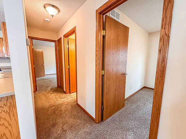 1582 Gunston Dr #B — Photo 9