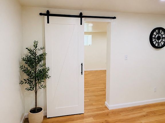 3rd image of 540 Lake Ave #1B