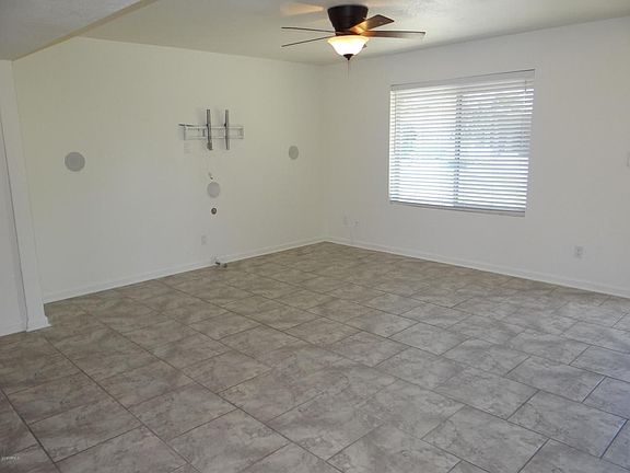 4th image of 1260 E Avenida Fresca