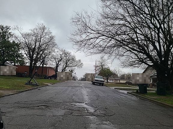 4th image of 1035 E McKinley Ave