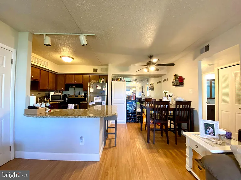 5200 Hilltop Dr — Photo 6