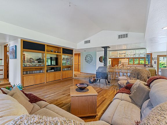 5th image of 1247 Panther Gulch Rd