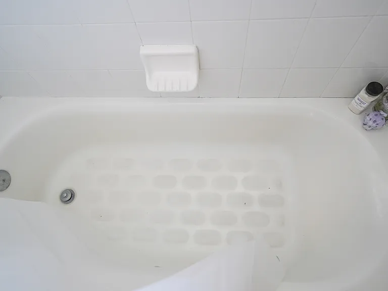 3012 E Vina Del Mar Blvd — Photo 36