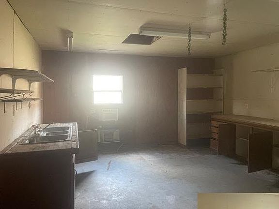 4th image of 1260 Standard Hill Rd