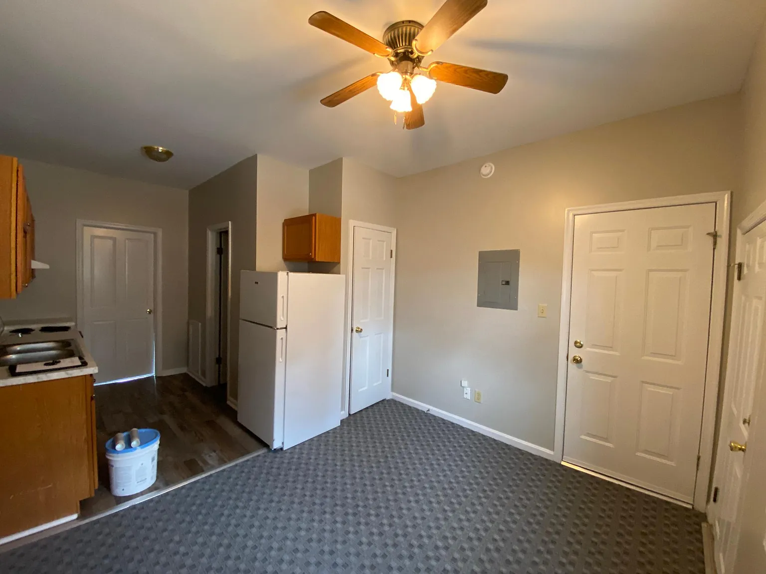 1 bed, $825 — Photo 3