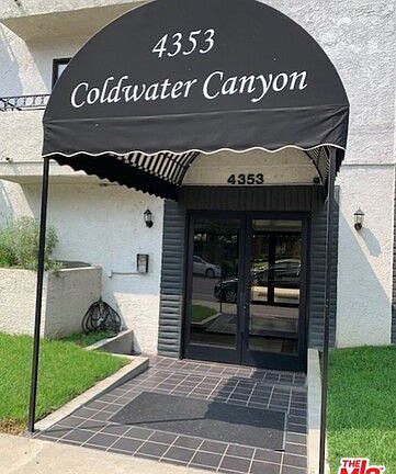 3rd image of 4353 Coldwater Canyon Ave APT 205
