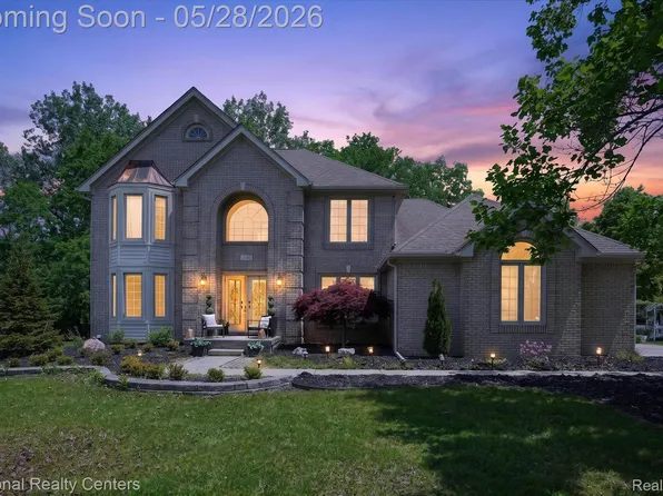 47222 Northgate Ct, Canton, MI 48188