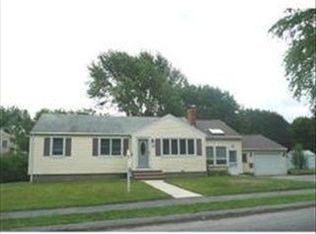 26 Samoset Rd, Woburn, MA 01801