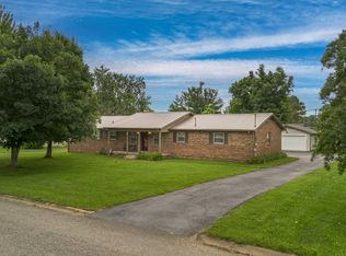 806 Brookhaven Cir, Shelbyville, TN 37160