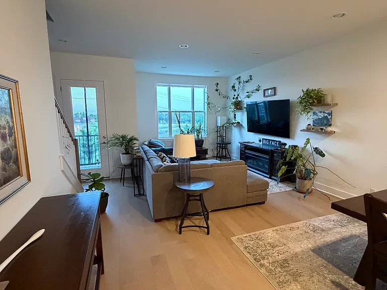 520 Proximity Cir — Photo 1