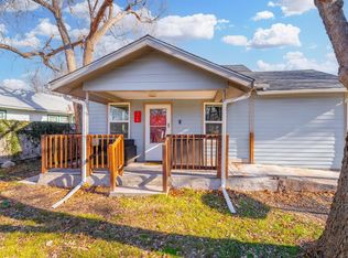 218 N Poplar St, Douglass, KS 67039