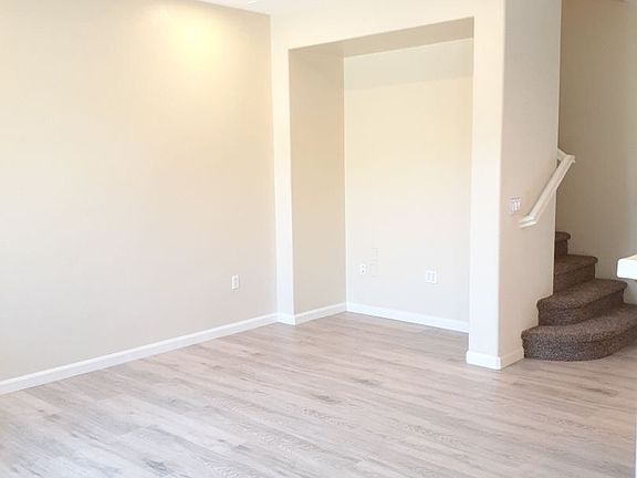 2nd image of 201 River Park Dr Unit 2