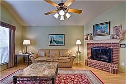 3rd image of 308 Flushing Quail Dr