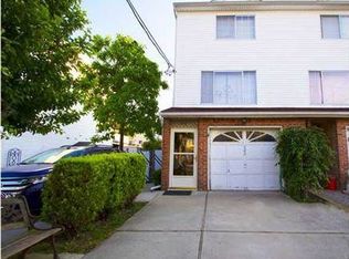 522 Liberty Ave, Staten Island, NY 10305