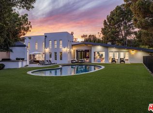 1100 Pine Dr, Beverly Hills, CA 90210