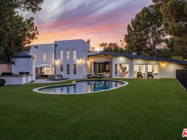 1100 Pine Dr, Beverly Hills, CA 90210