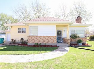 652 S Cedar St, Gerald, MO 63037
