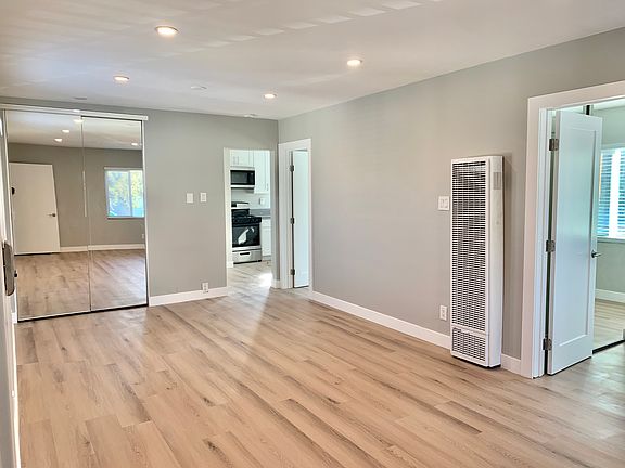 3rd image of 16703 Orchard Ave #A
